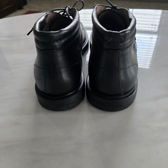 SALVATORE FERRAGAMO Ankle Boots 9D Mens Chukka Black Leather Laceup Luxury - Picture 9 of 16
